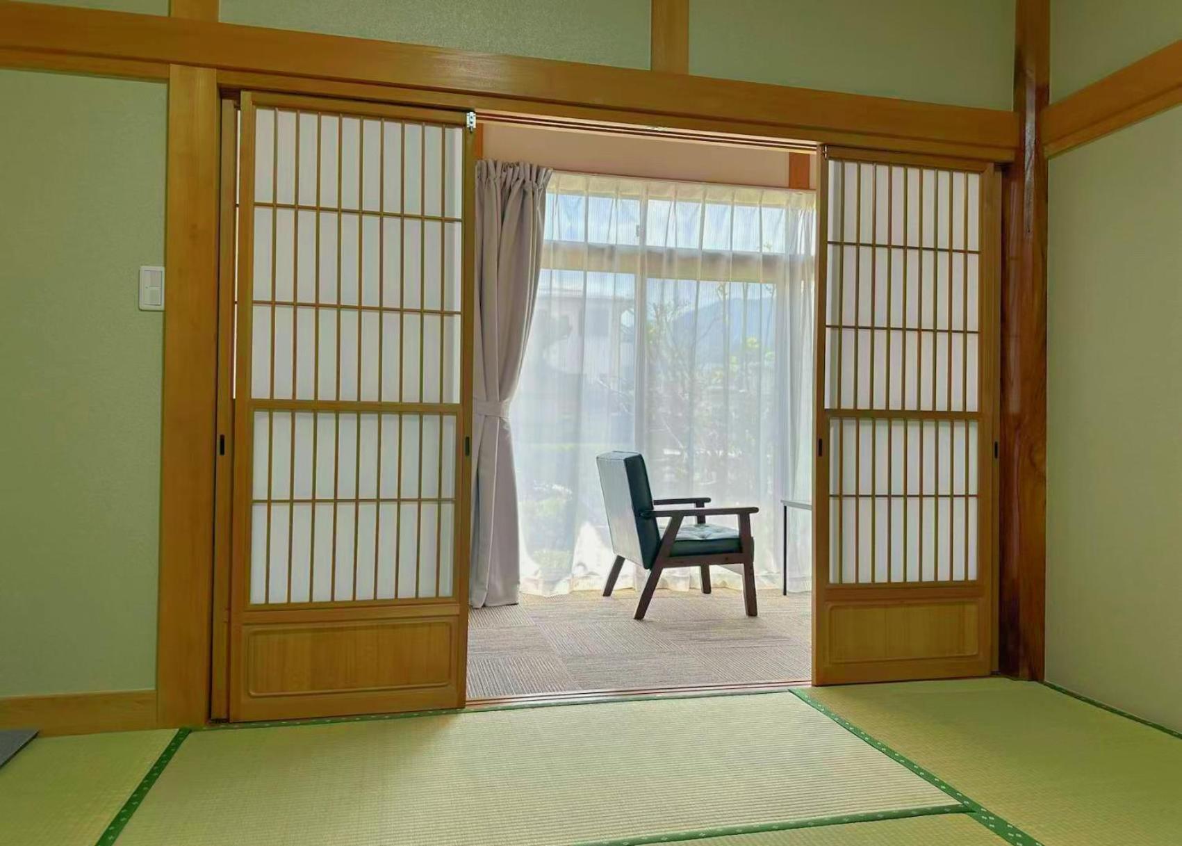 富士山を眺められる宿 ゲストハウス花水木 Nishikatsura Zewnętrze zdjęcie